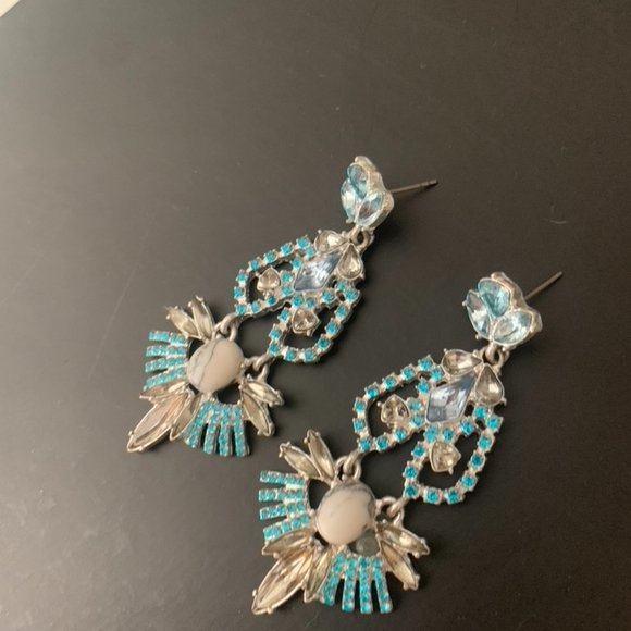 Blue and silver statement earrings - Picture 2 of 2